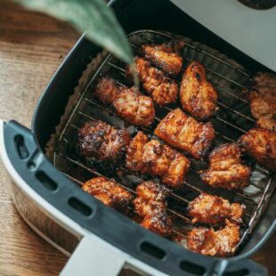 Air fryer et cuisine gastronomique, des recettes à préparer pour accompagner les grands crus